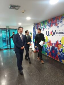 embajador de turkia en venezuela visita UAV